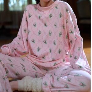 SOLD Pink Floral Selkie sweatshirt